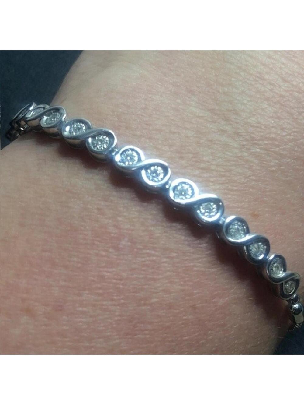 B1502 KA 1772 Sterling Silver 925 Infinity Diamond Bolo Bracelet Adjustable 10g